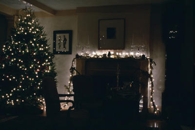 Christmas lights, with B+W KB20 filter