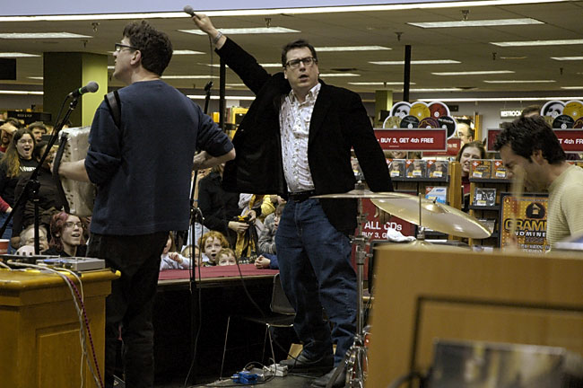 They Might Be Giants at Borders - February 25, 2005