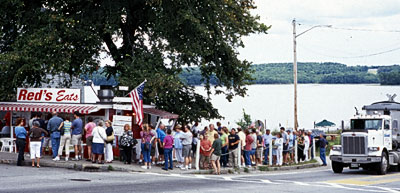 The line at Red’s Eats.
