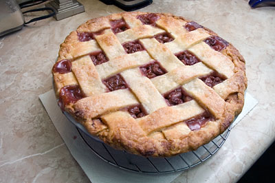 The finished cherry pie