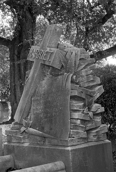  Laurel Hill Cemetery - November 19, 2005